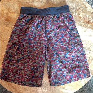 lululemon athletica Red and Blue Camouflage Men's Athletic Shorts